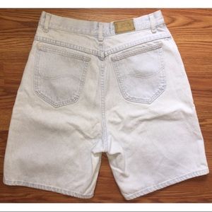 90’s Vintage Lee Highwaisted Denim Shorts